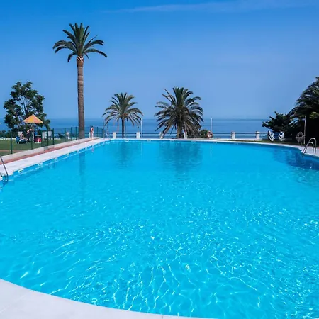 Apartment In Torremolinos With Sea Views