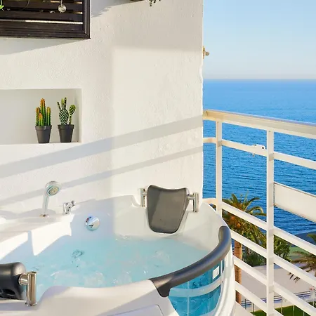 With Hot Tub, Sea-view Apartment Torremolinos