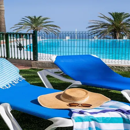 Apartment In Torremolinos With Sea Views דירה טורמולינוס