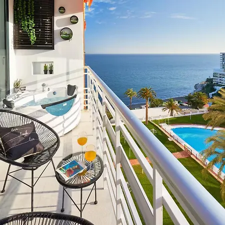 Apartment In Torremolinos With Sea Views